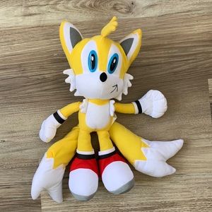 Sonic the Hedgehog Tails Doll Toy Network 14 inches